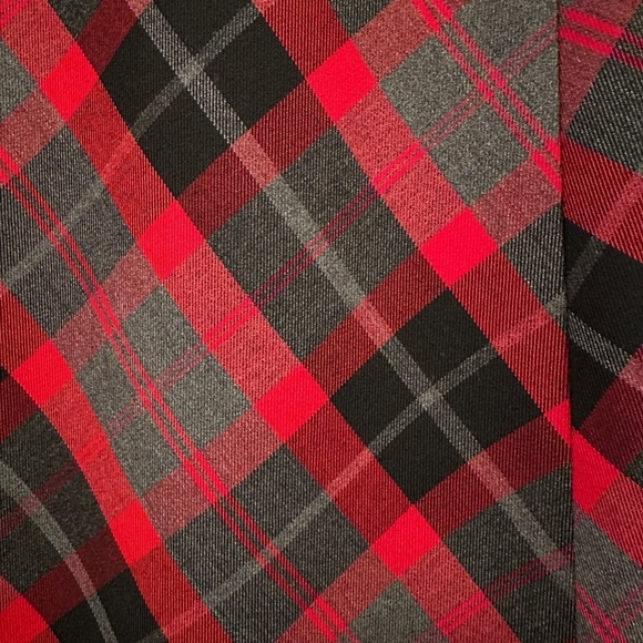 White Stag plaid grey black & red midi skirt nwot - Picture 2 of 5
